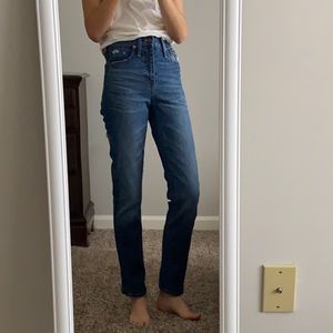 Madewell Classic Straight Jeans in Woodcrest Wash